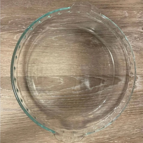 Glass Pyrex Pie Dish 9.5 Inch - Picture 5 of 9